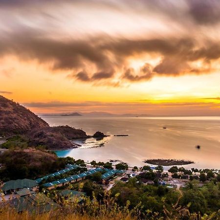 Sylvia Hotel & Resort Komodo Labuan Bajo Exterior photo